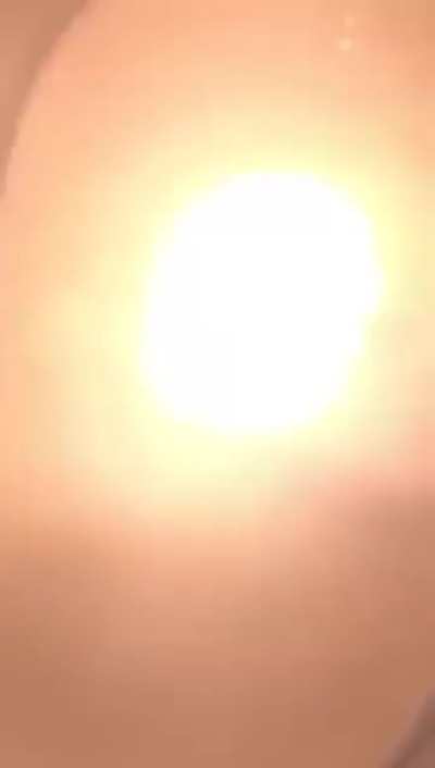 Video from a flight two days ago that caught fire: There&rsquo;s an iPad kid in the cabin who doesn&rsquo;t even notice.