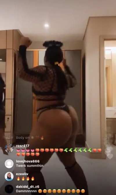 Ihtanu.za Needs To Make An OF 💦🤤😍🍑
