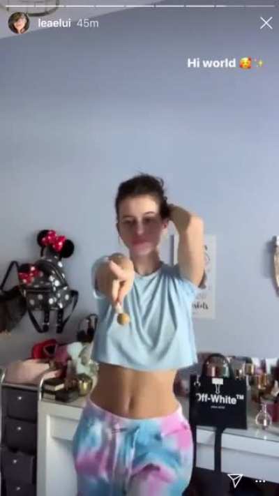 Lea Elui Ginet nipply