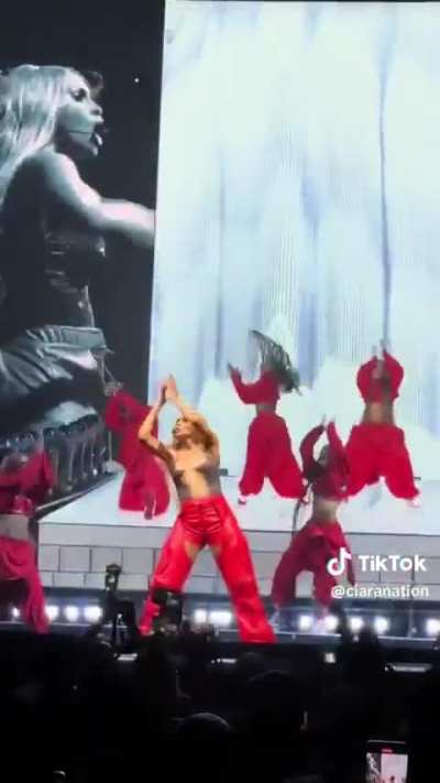Ciara performing Get Up on the 2024 Out of This World tour