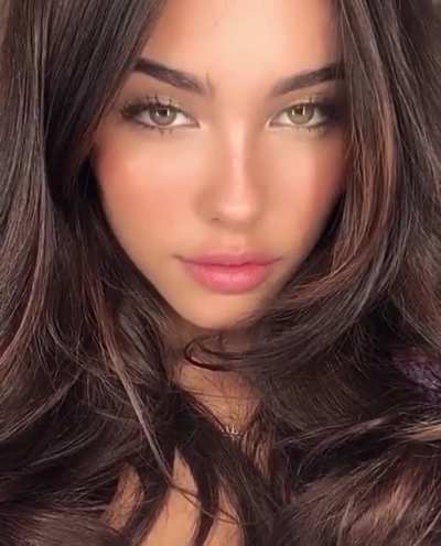 she&rsquo;s stunning