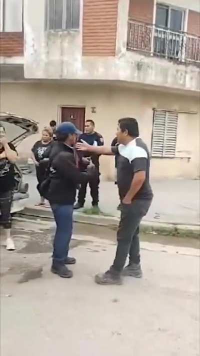 Jujuy: Productor tuvo un accidente vial y cuando llegaron los agentes de tránsito le quisieron incautar los huevos