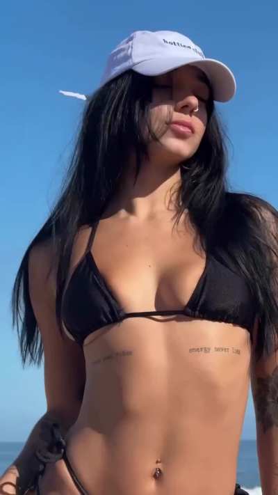 imagina uma maravilha dessa na praia? (Letícia Castro) Mais na descrição