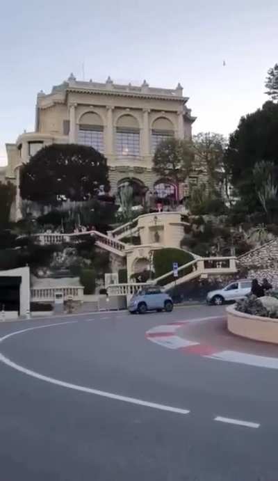 Monaco&rsquo;s famous hairpin with a Citroen Ami, what could go wrong ?