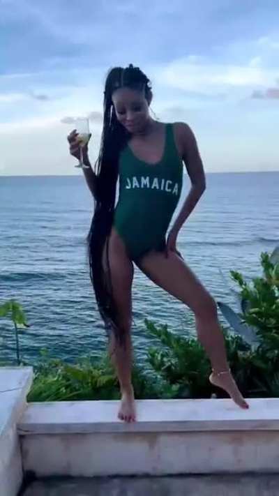 PrettyVee (Wildin Out)