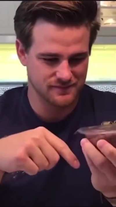 Ele fico puto