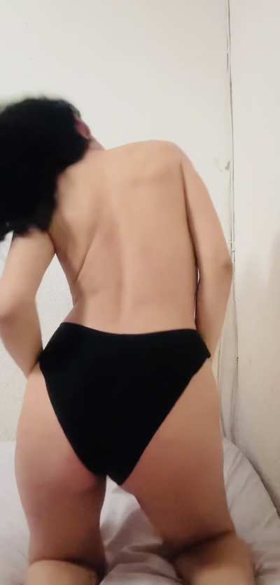 Butt in love with