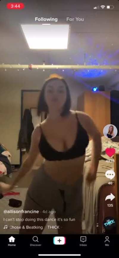 fuck she&rsquo;s fine