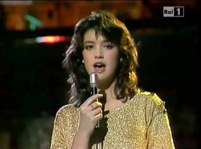 Phoebe Cates - Paradise