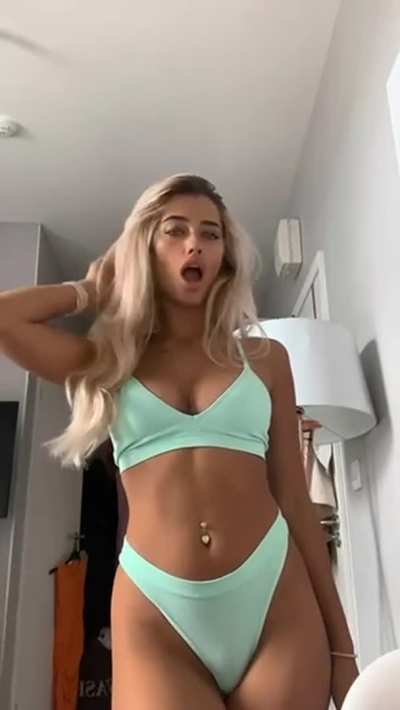 I wanna fuck a random Redditor, any takers?