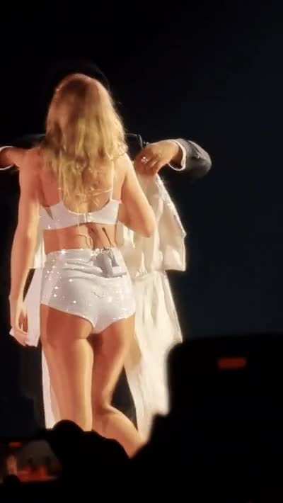 Is it me or is she looking thicker?