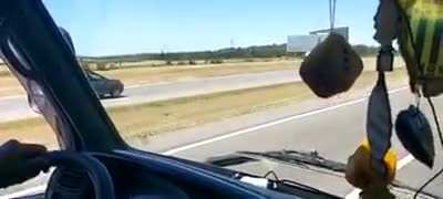 Yendo contramano