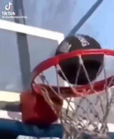 Blursed_Ballin