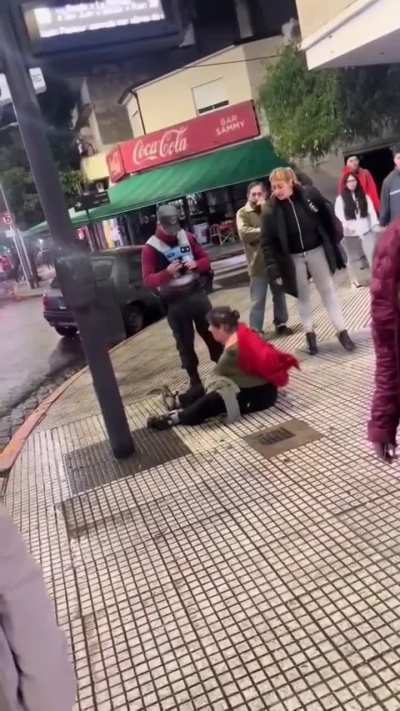 La División Anti Hologramas