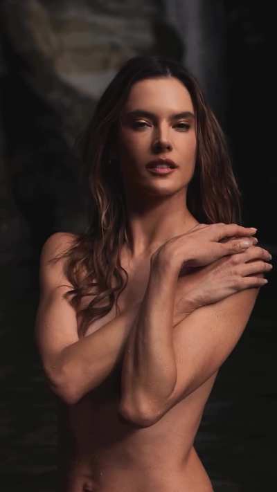 Alessandra Ambr&oacute;sio - Vogue Portugal
