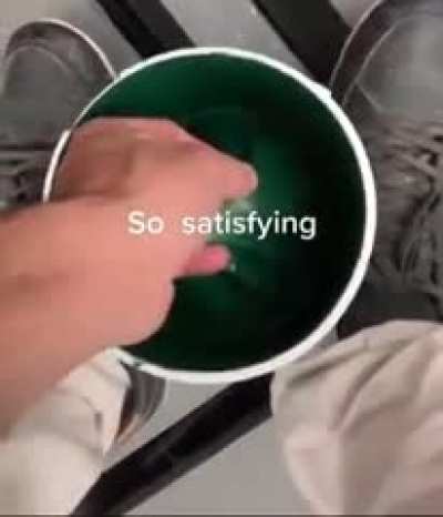 He ded