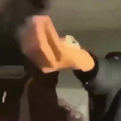 Yo subo aqu&iacute; mis memes porque en otros servidores no me pescan