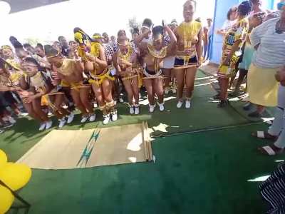 Stunning dancers
