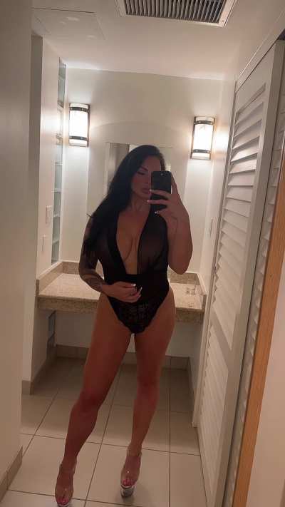 You can fuck me but my heels and bodysuit stays on 