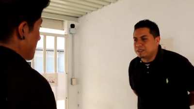 Y el premio "Publicidad vrgas" es para..."Pobrecito ja, ja". Aplausos.