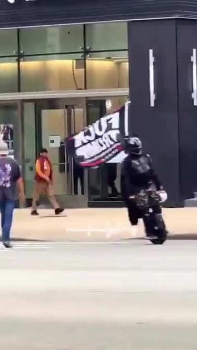 Fuck Trump!