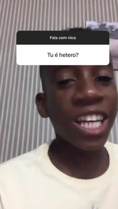 Ele &eacute;!