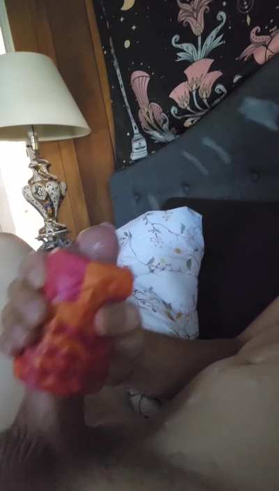 Wish I had a pussy to use instead of this toy