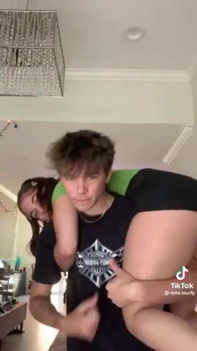 🍑🍑🍑