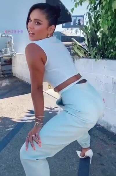Vanessa Hudgens