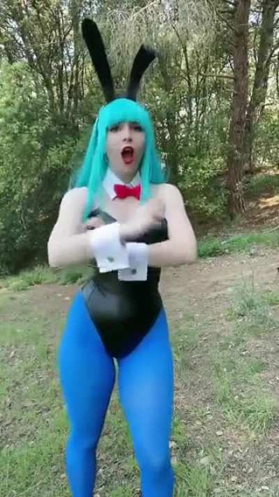 Lady pizza hug