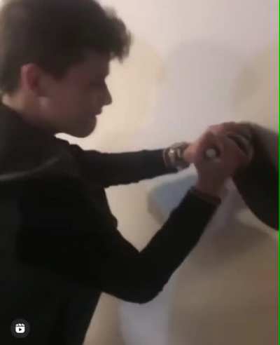 He dead