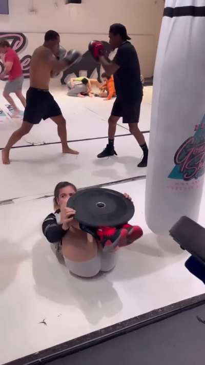training hard 🍑