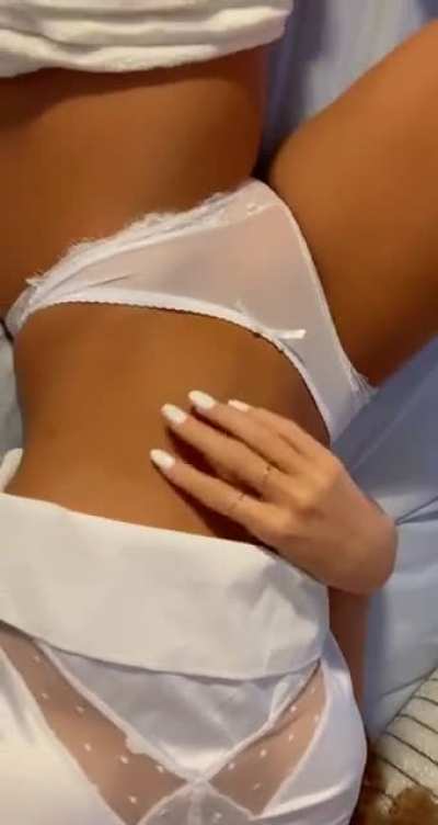 AB