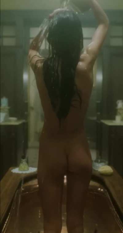 Emma Corrin in Lady Chatterley's Lover