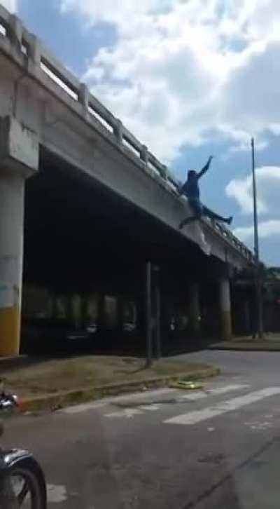 Joder que grande el Spiderman paname&ntilde;o 🤣👌🇵🇦