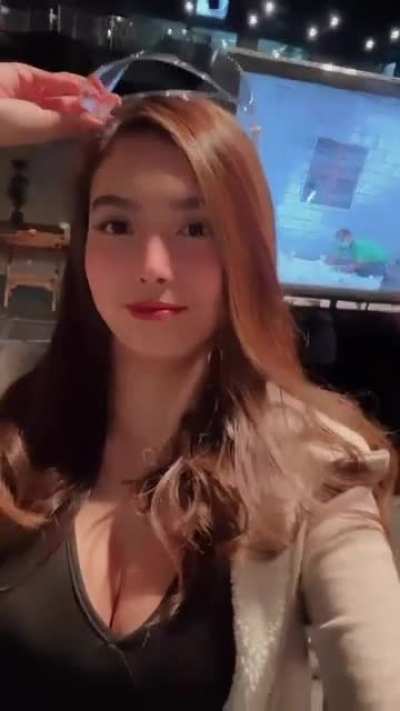 Analyn Barro