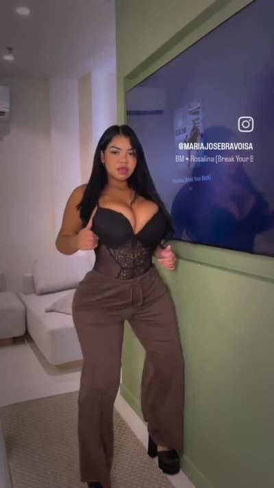 Boobs r us