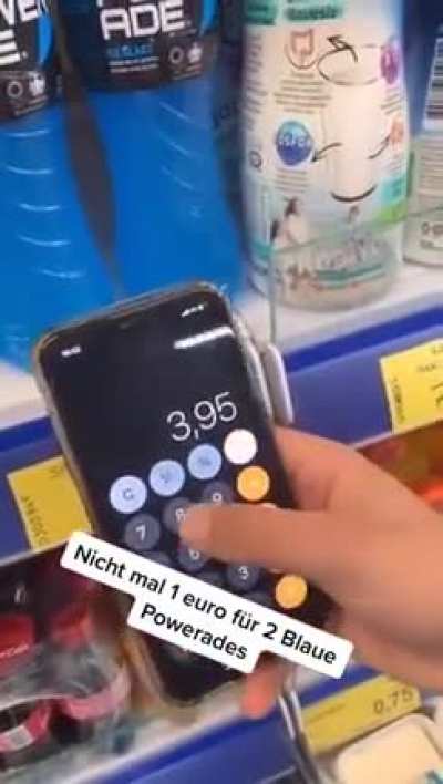 Ekonomimizi kıskanan Almanların, T&uuml;rk marketinde yaptıkları Lira-Euro hesabı. (2 powerrade 1 euro değerinde.)