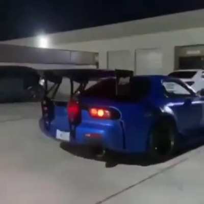 Man this rx7 like a gun