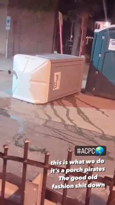 Porch pirate potty