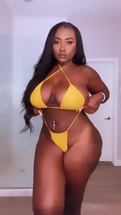 Nathalia Domingos (@nathaliadomingos94_)