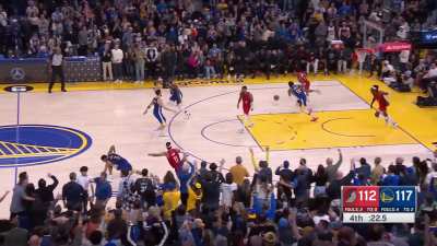 [Highlight] DiVincenzo delivers the dagger for the Dubs' dub