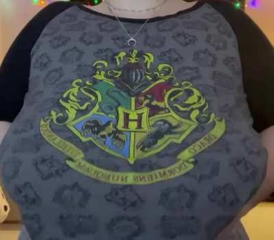 Favourite Harry Potter pick up line? Here&rsquo;s mine: &ldquo;hey you wanna take me home so you can slytherin?&rdquo; 😂 (drop) (OC)