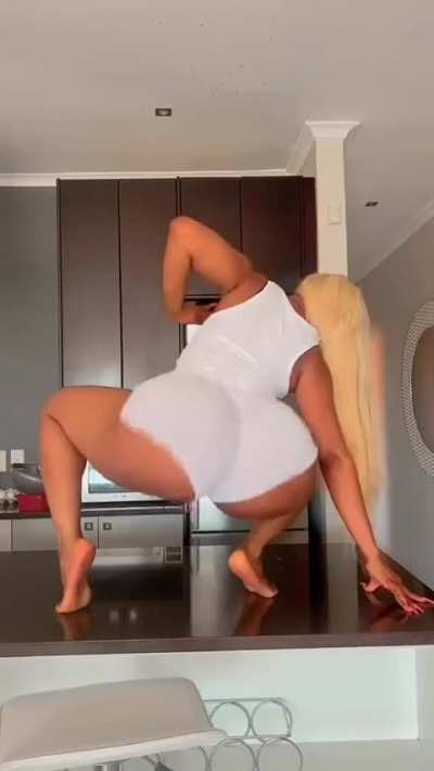✅