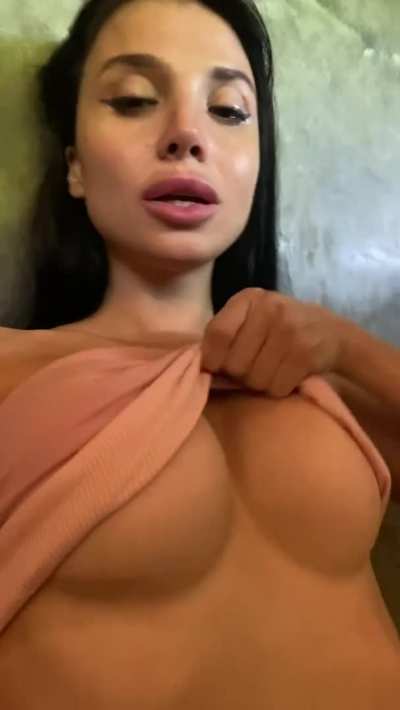 They cant even fit my bras