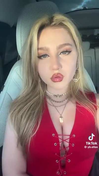 Ella Anderson 