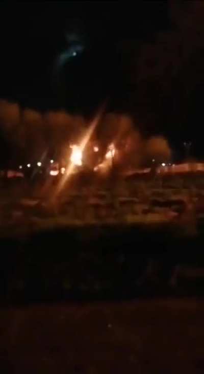 Tonight Ukraine hit multiple oil refineries. Two are burning near Smolensk. Lukoil terminal is burning nicely, as the person filming confirmed.