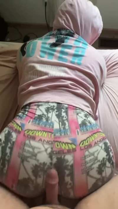 Clothed Assjob from Soft to Hard and he still couldn&rsquo;t last a minute