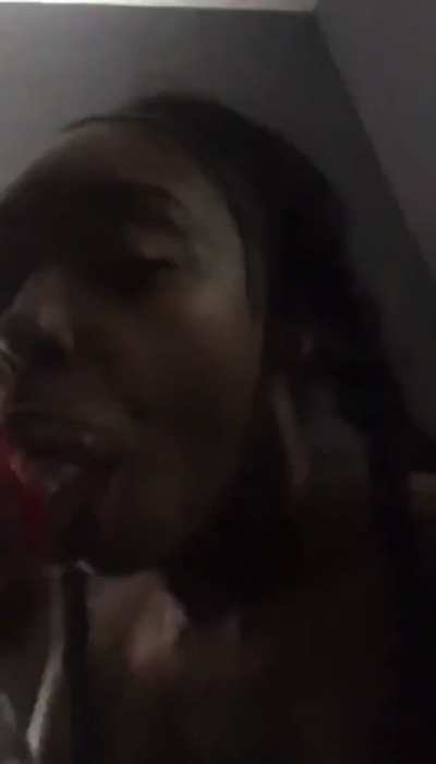 The queen big juicy lips