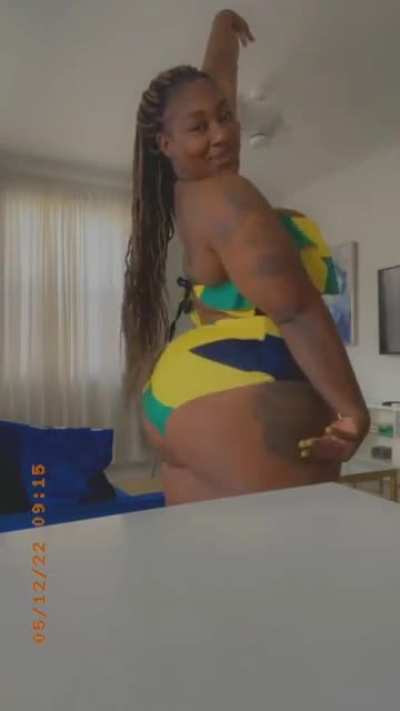 🍑🍑💦